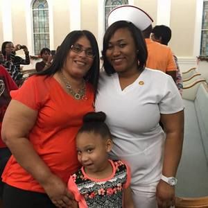 Meet your Posher, Hillary